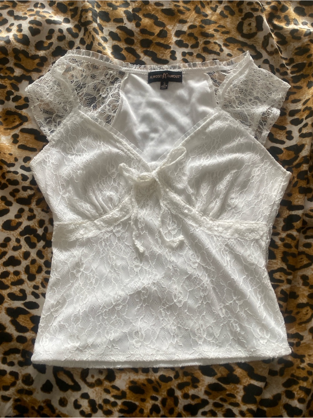 Cute Lace White Tie Crop Top